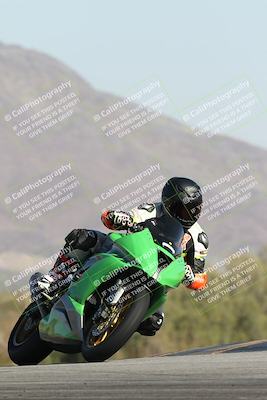 media/Dec-01-2025-Moto Forza (Mon) [[2daa91e15f]]/2-Intermediate Group/Session 2 Turn 9 Entry/